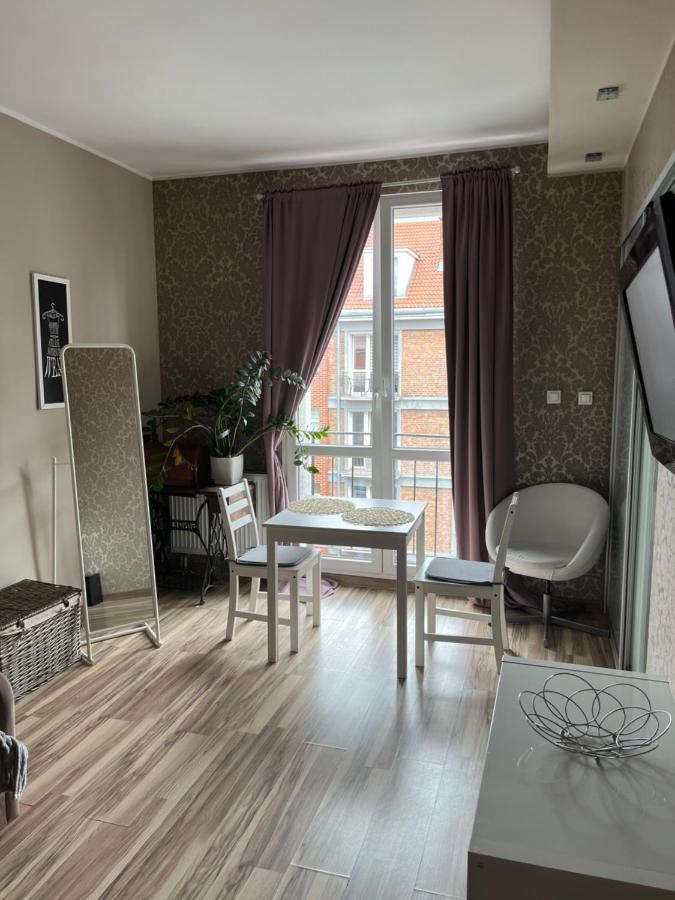 Centrum Apartament Гданск Екстериор снимка