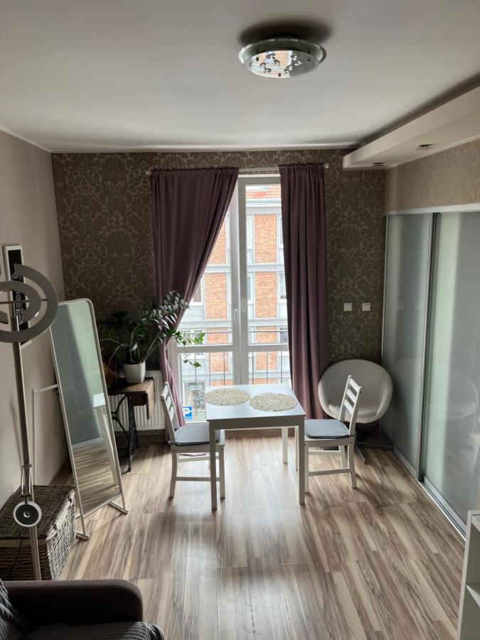 Centrum Apartament Гданск Екстериор снимка