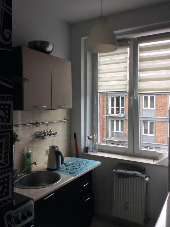Centrum Apartament Гданск Екстериор снимка